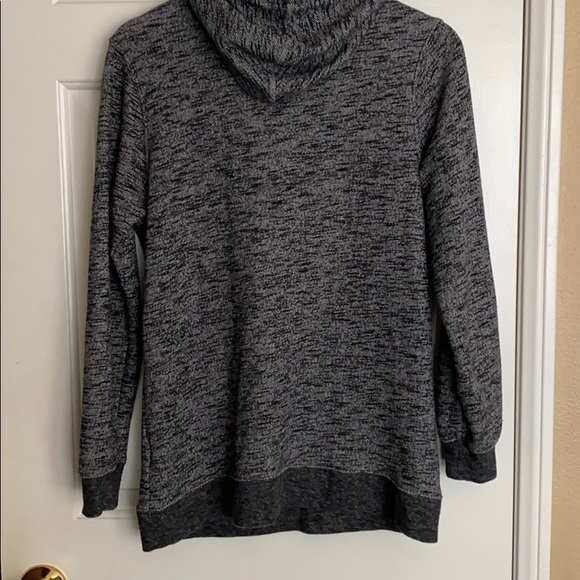 Volcom Pullover - Picture 5 of 5